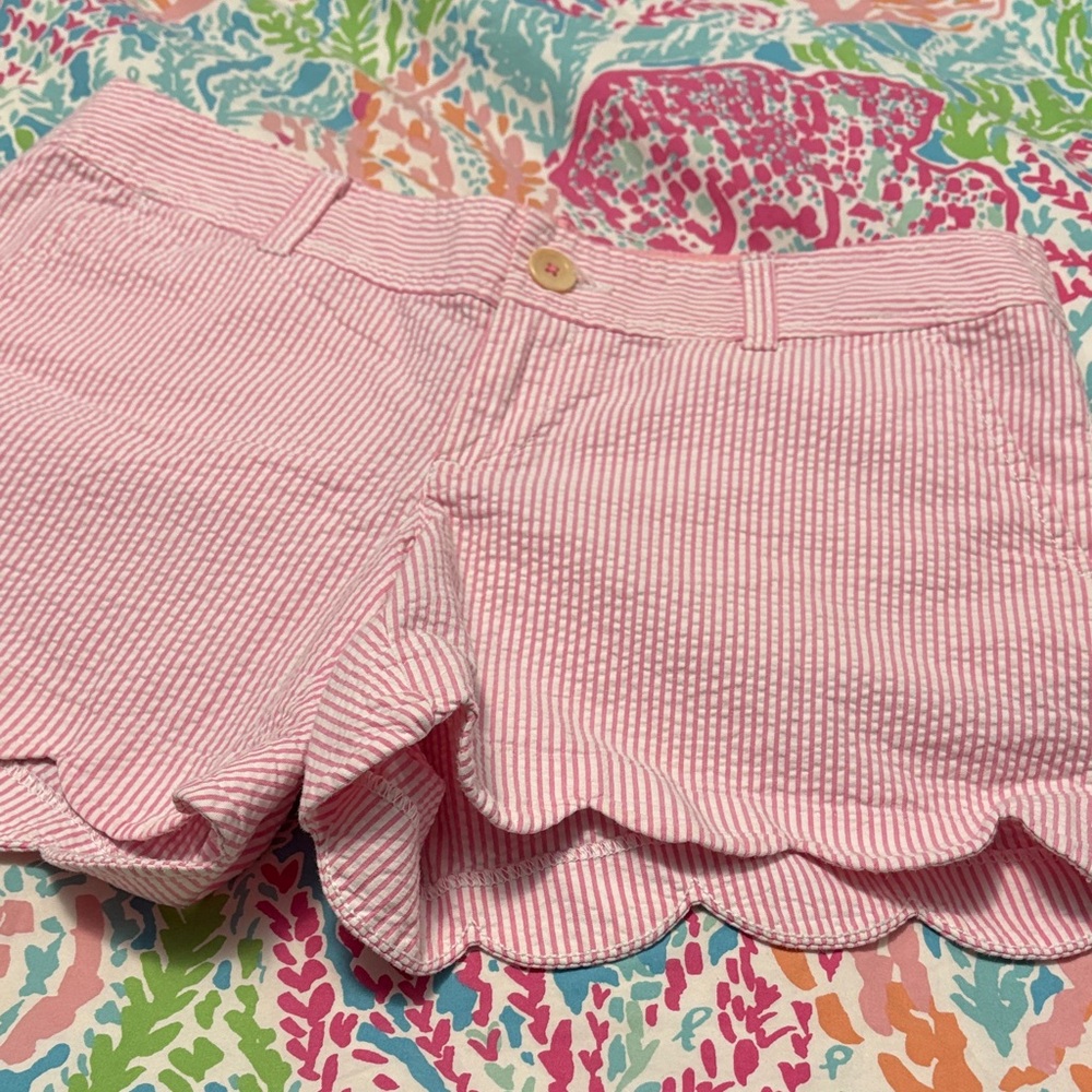 Lilly Pulitzer Pink Striped Scallop Hem Women Shorts, Size 8. - Picture 4 of 5